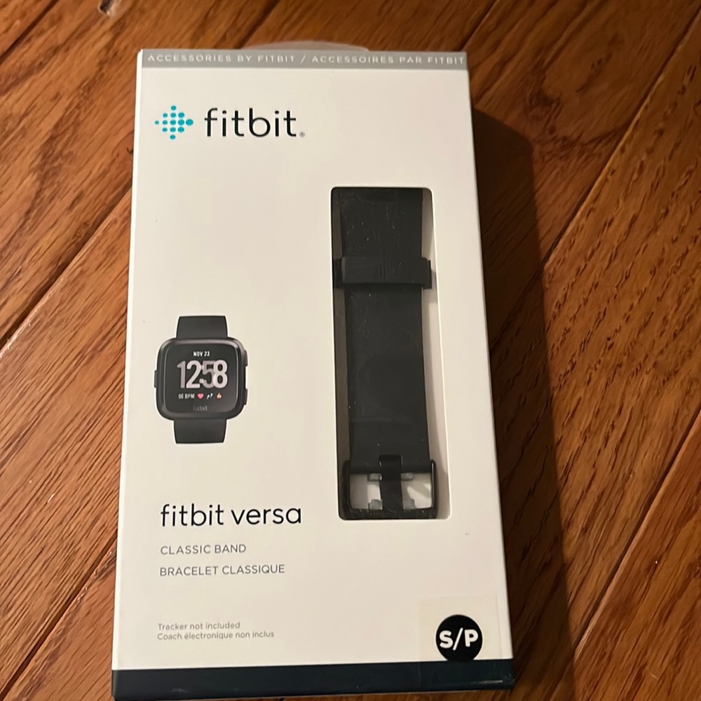NWT black #fitbit versa band